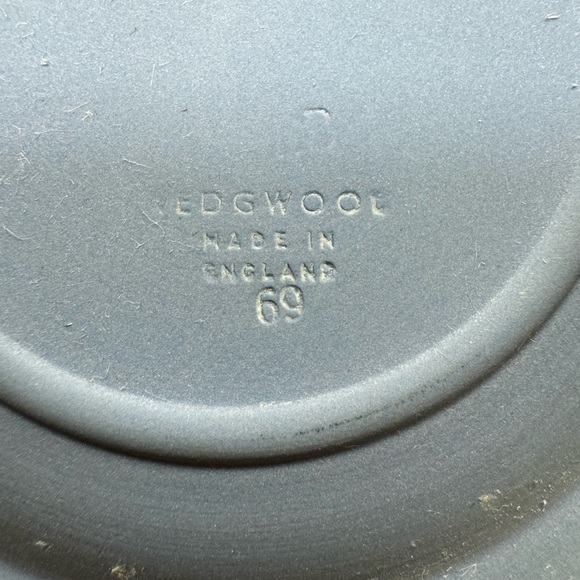 Vintage Wedgwood Pale Blue Jasper Sweet Dish Round with Box And Receipt ‘69 - Picture 9 of 15